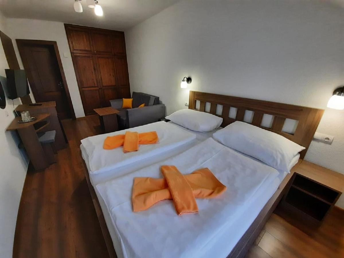 Hotel Flora Bešeňová Εξωτερικό φωτογραφία