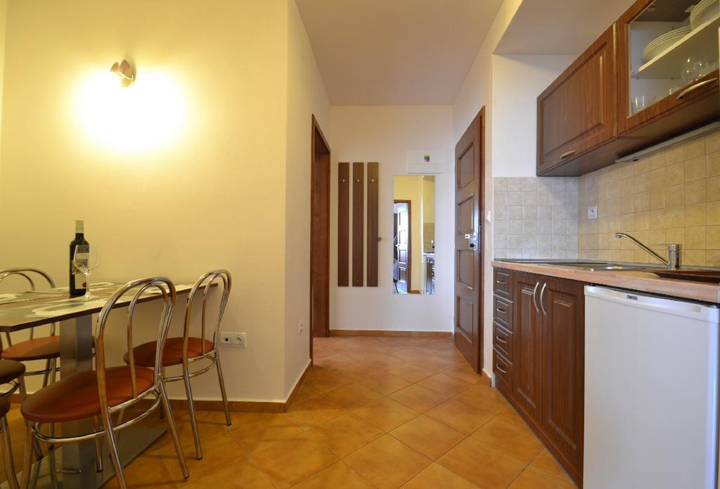 Hotel Flora Bešeňová Εξωτερικό φωτογραφία