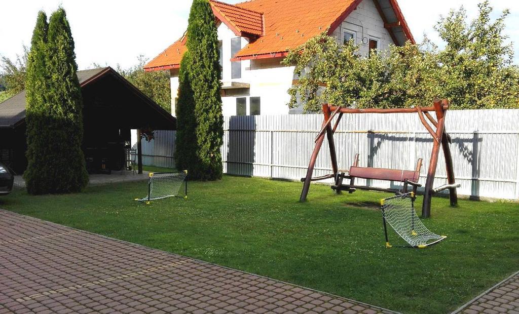 Hotel Flora Bešeňová Εξωτερικό φωτογραφία